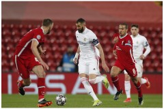 金球奖评选标准争议与公信力挑战：足球界最高荣誉的风波